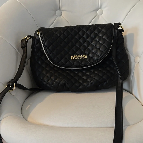 Kenneth Cole Reaction Crossbody Flap Bag - Picture 1 of 5
